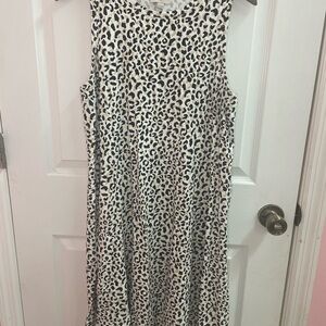 LOFT Black and White Sleeveless Midi Sundress